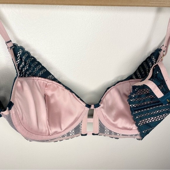 Victorias Secret Bra Very Sexy Lightly Lined Plunge Lace New Green Pink Size 34C - Picture 5 of 7